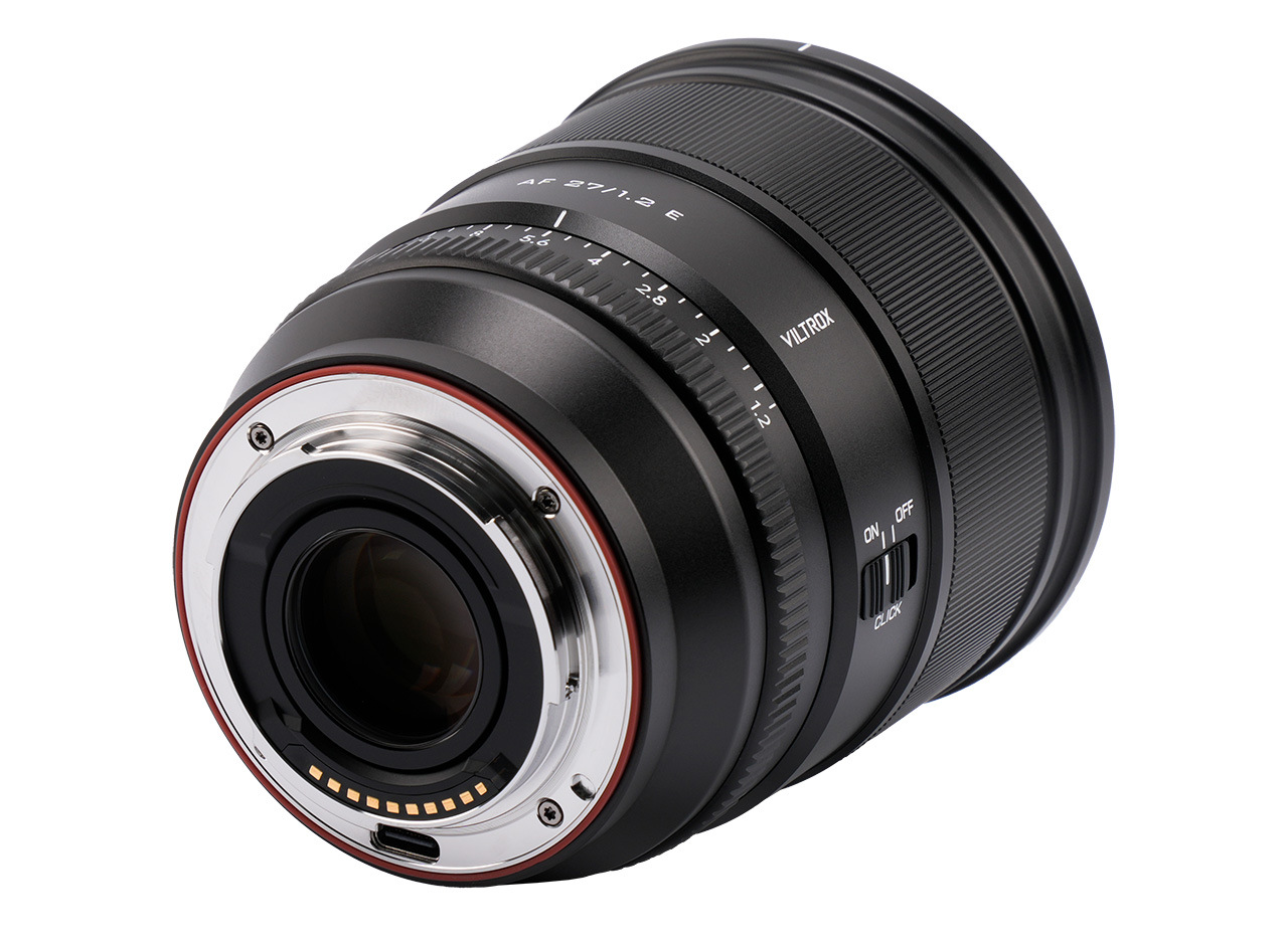 11120_Viltrox_27mm_SonyE-3.jpg