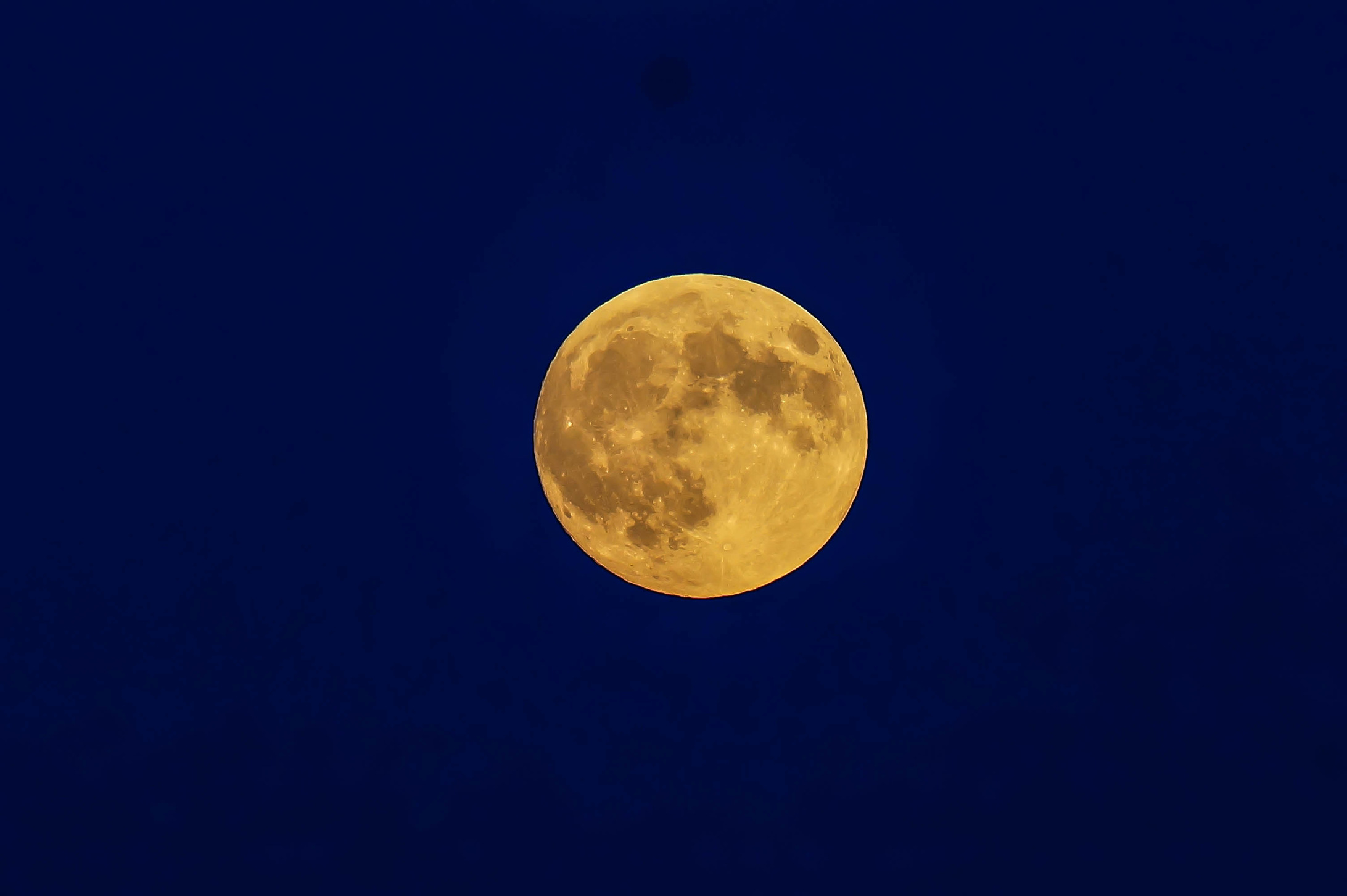 Mond Formentera 01.jpg