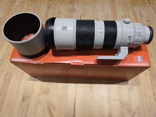 Mehr Informationen zu "Sony FE 200-600mm F5.6-6.3 G OSS"