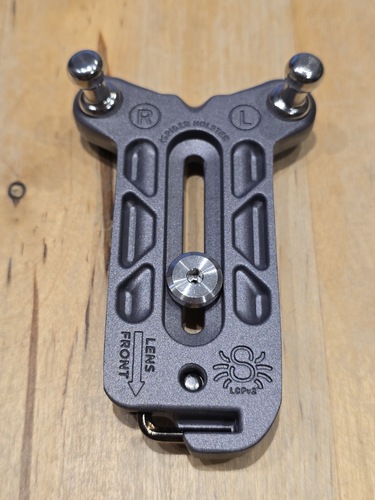 Mehr Informationen zu "NEU SPIDER HOLSTER SpiderPro Lens Collar Plate v2"